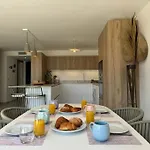 Marine - Charmante Maison Face A La فيلة